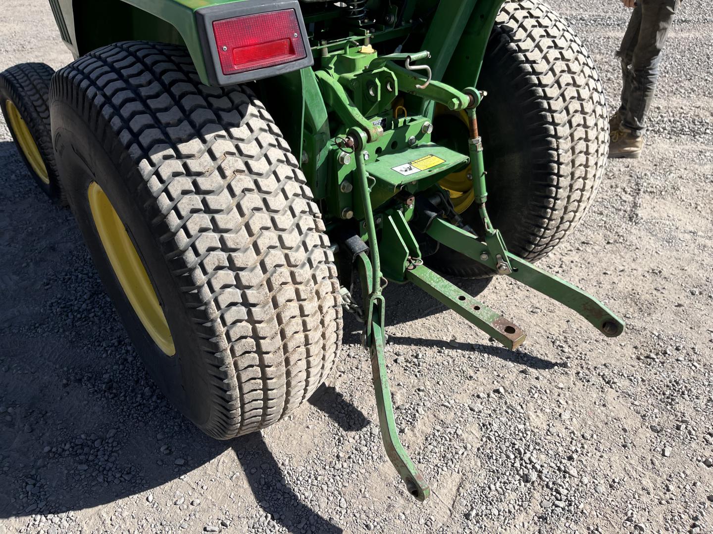 TRACTOR JOHN DEERE 770